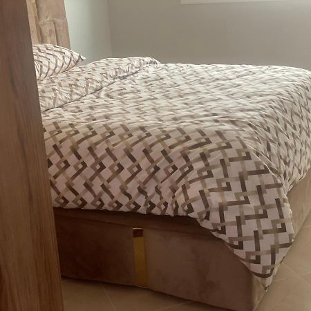 Jada Gzenaya Apartment Tangier Bagian luar foto