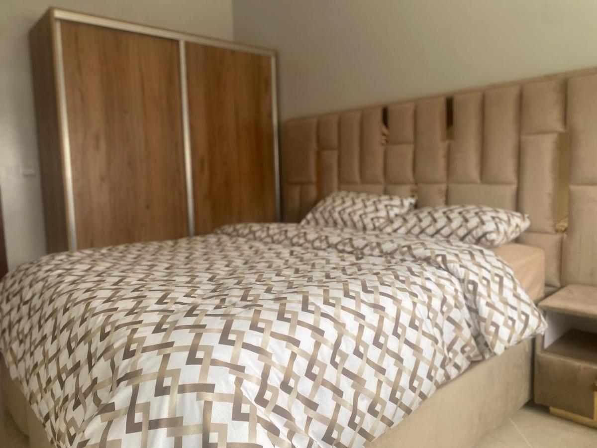 Jada Gzenaya Apartment Tangier Bagian luar foto