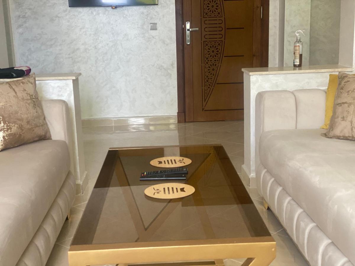 Jada Gzenaya Apartment Tangier Bagian luar foto
