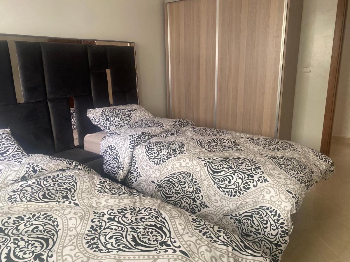 Jada Gzenaya Apartment Tangier Bagian luar foto