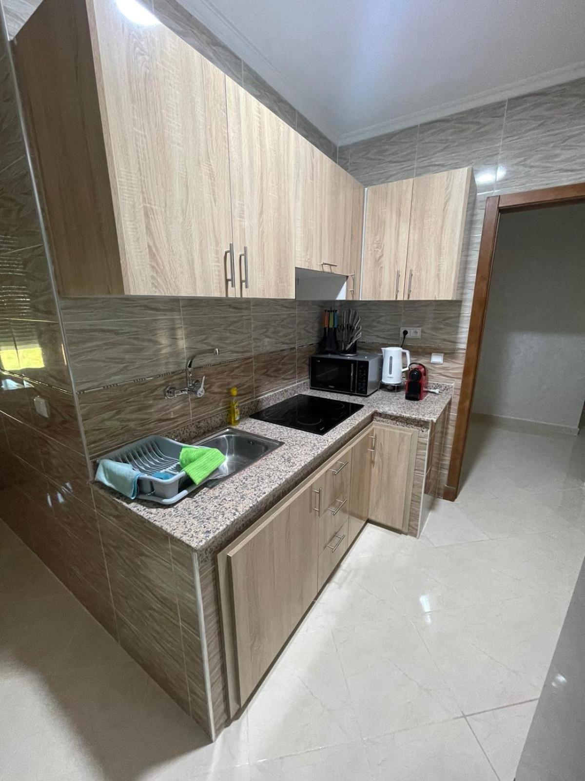 Jada Gzenaya Apartment Tangier Bagian luar foto